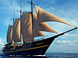 The beautiful Waow liveaboard